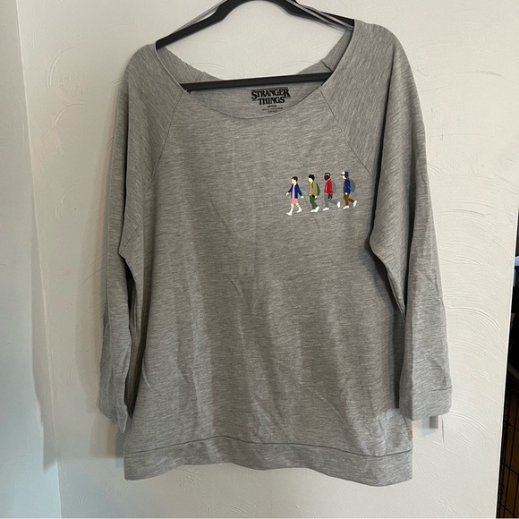 Stranger Things Sweatshirt - Picture 1 of 5